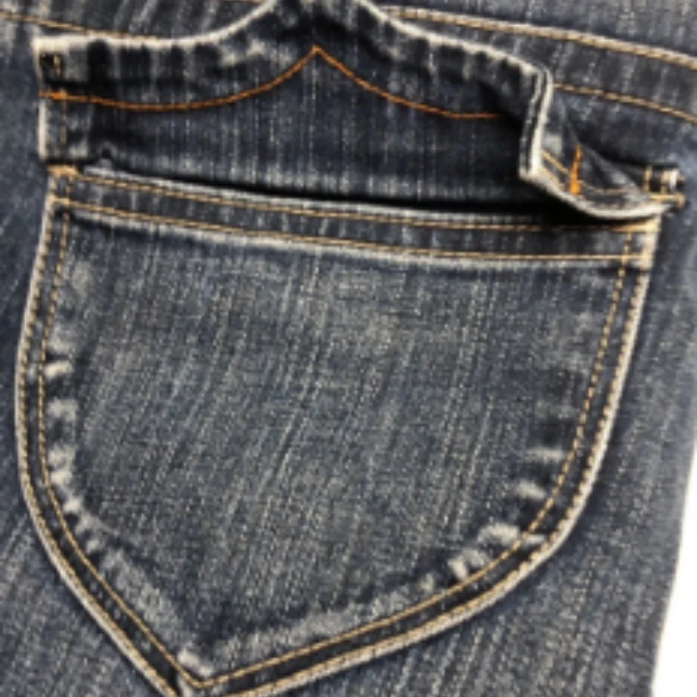VINTAGE HUMAN JEANS FLAP POCKET MID-RISE JEANS 27x30 ⭐️